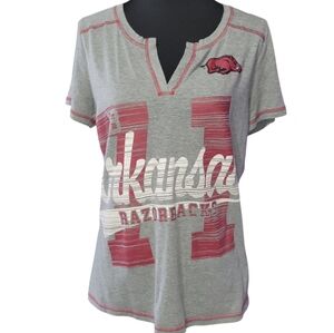 creative apparel concepts Arkansas Razorback v-neck tee Size XL